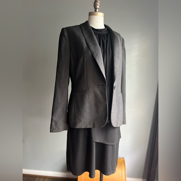 NWT Laundry by design Black Paneled Stretch Dress Size 12 - Picture 2 of 8